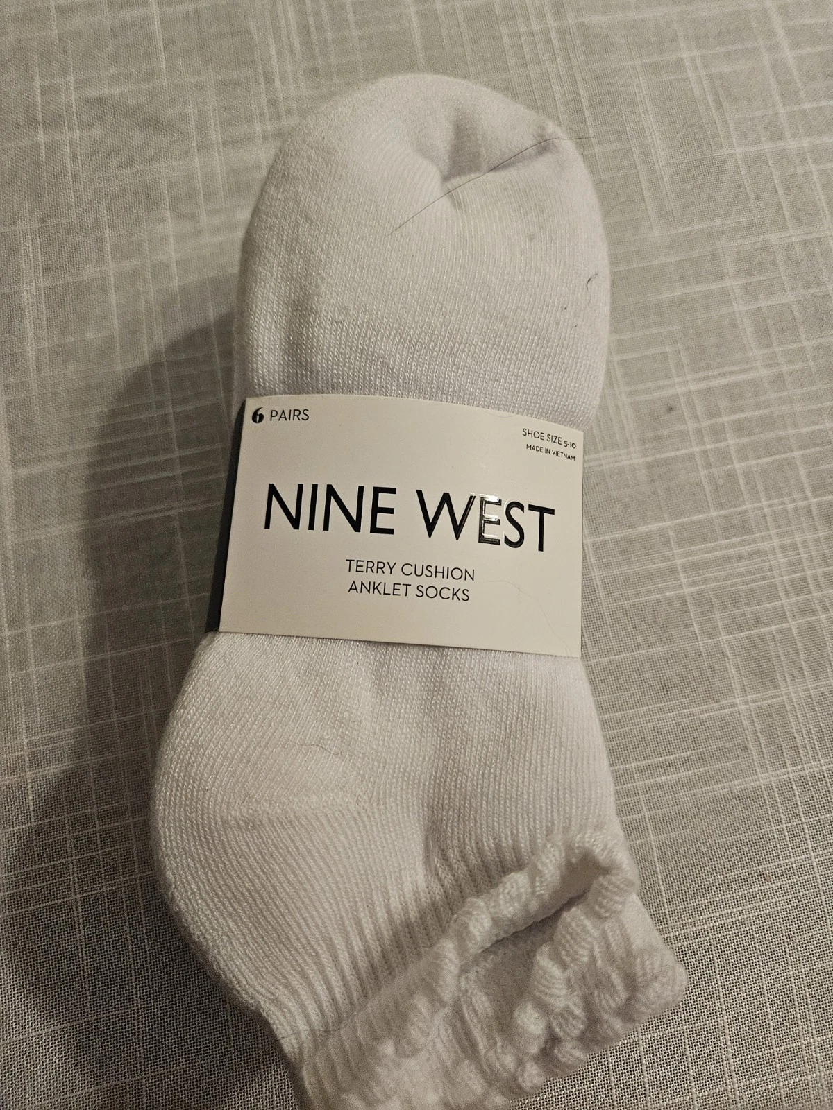 Nine West Terry Cushion Low Cut Socks 6 Pairs Women’s 5-10 White NEW!