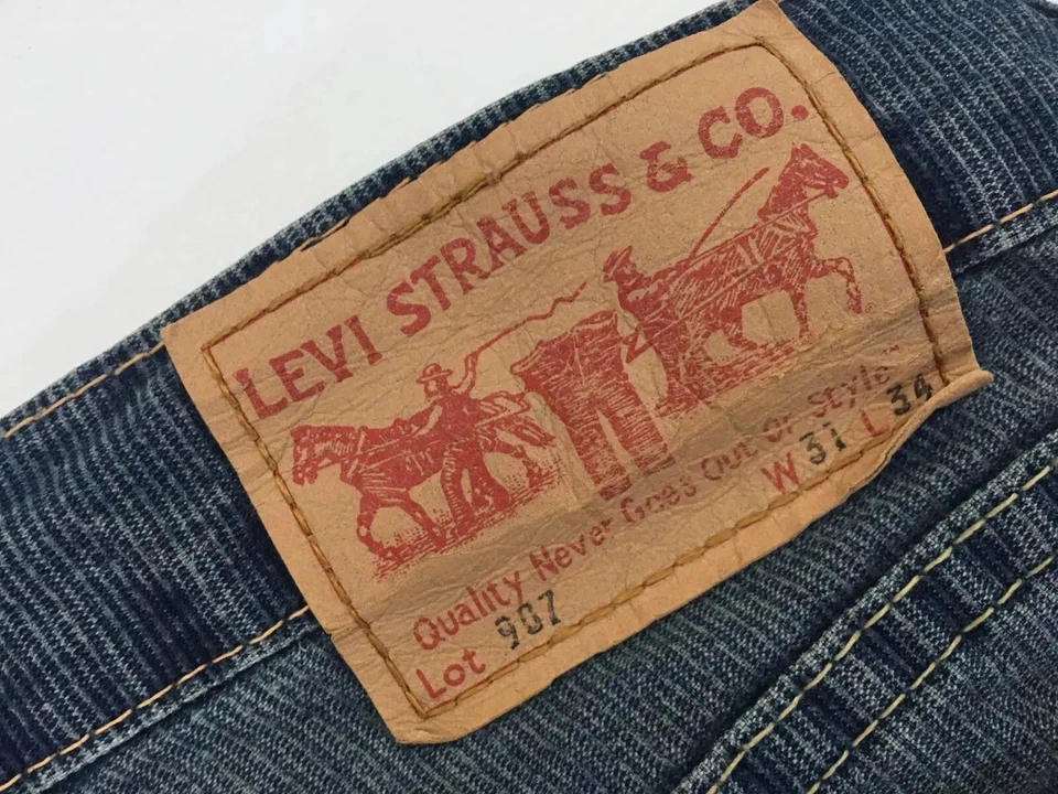 LEVI’S REWORKED Hotpants/Shorts - W31 - Blue - Great Condition - Women’s - Image 3 of 3