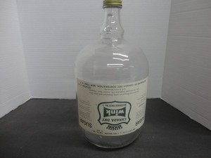 CANADA DRY WINK SODA FOUNTAIN SYRUP DISPENSER JUG NEW YORK, NY