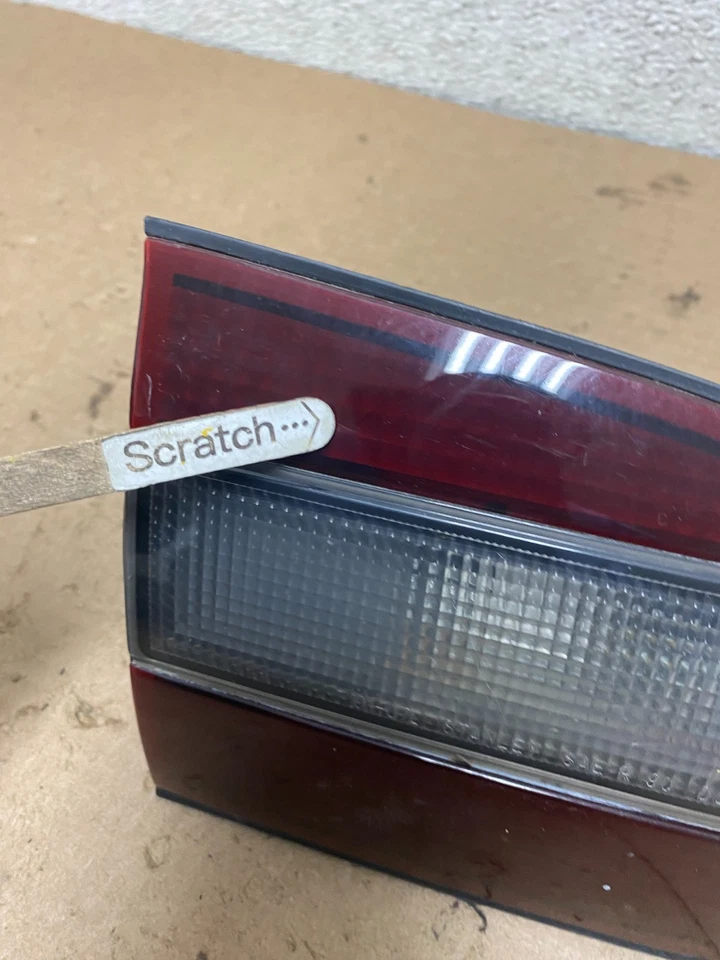 1993 to 1997 Chevrolet Geo Prizm Left Driver LH Side Inner Tail Light OEM P5363 - Image 4 of 4