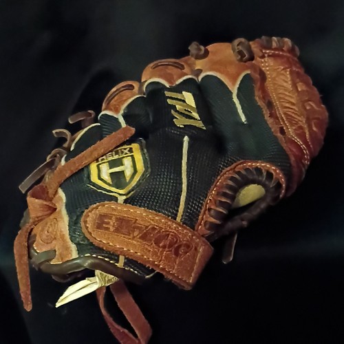 Louisville Slugger TPX Helix NEVER USED Brown Black Leather Baseball  Glove L - Picture 6 of 12