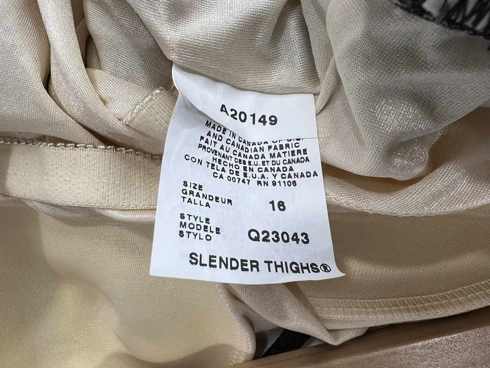 Chicos 颈部裹巾 70 英寸 X 24 英寸设计师豪华围巾 — 第 2/4 张图片