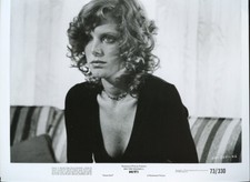 Gwen Welles in Hit! (1973) Original 8x10" Photo A9183 Gwen Welles in Hit! (1973) Original 8x10" Photo A9183