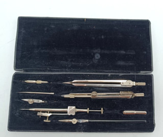 VINTAGE TECHNICAL SCIENTIFIC ENGINEER DRAWER SET UNBRANDED. BOXED