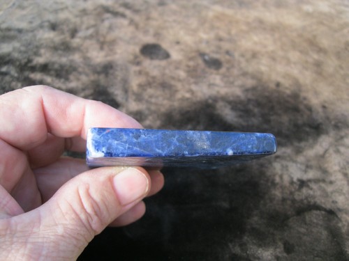 Losa de sodalita, cristal mineral raro 2 3/4 x 2 1/2 x 1/4" 3,4 oz. - Imagen 3 de 3