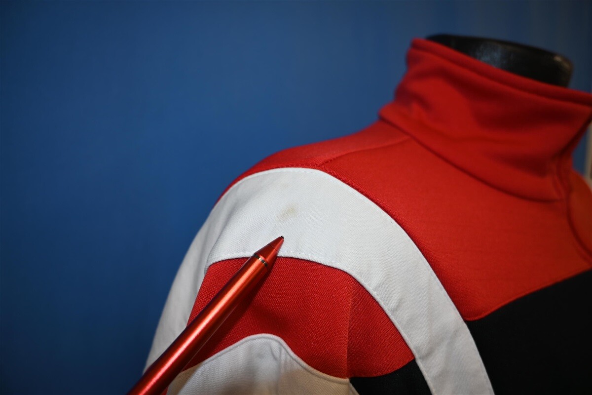 トップス adidas 90s Track JKT- Beige x Red トップス adidas 90s Track JKT- Beige x Red 90s Adidas