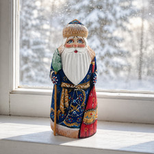 Hand Carved Wooden Painted Santa Claus Christmas Figurine