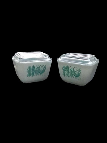 Pyrex Amish Butterprint Refrigerator Dish #501 W./ Lid 1.5c 2 Piece Set
