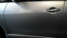 Porte avant et accessoires Mitsubishi GRANDIS