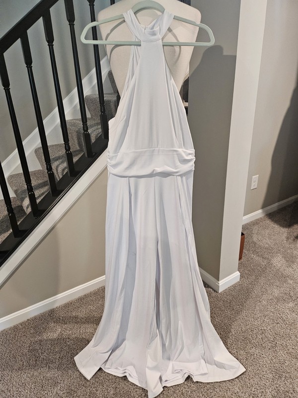 Unbranded Elegant White Halter Jumpsuit with Back/Side Panel (Size L)