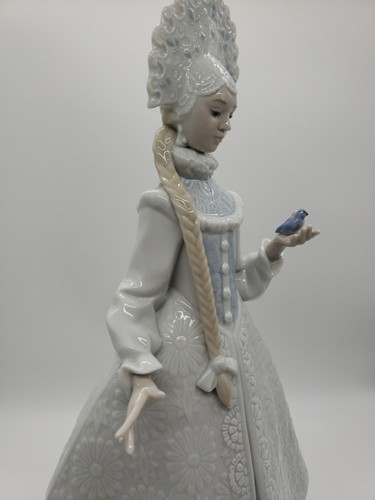Lladro Snow Maiden 8412 Super Rare Ceramic Collectibles Perfect! Ships Next Day - Picture 16 of 20