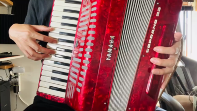 YAMAHA Accordion 8905 SOPRANO 32 Red 32 Keyboard Working Tested W