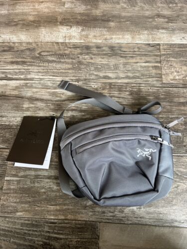ARC'TERYX Mantis 2 Shoulder Bag Crossbody Medium Outdoor Travel Gray Zippered - Picture 1 of 11