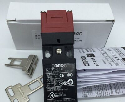 New in box   D4NS-2BF GUARD LOCK SAFETY DOOR SWITCH fast shipping #E10