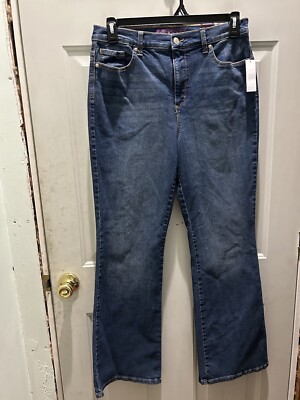 New!Gloria Vanderbilt Classic Rise Stretch Amanda Boot Leg Jean. Size 10 Average