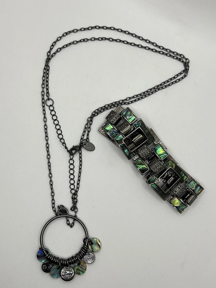 Collar y pulsera colgante concha de abulón y cristales de metal pistola Lia Sophia usados en excelente estado Foto 2 de 4