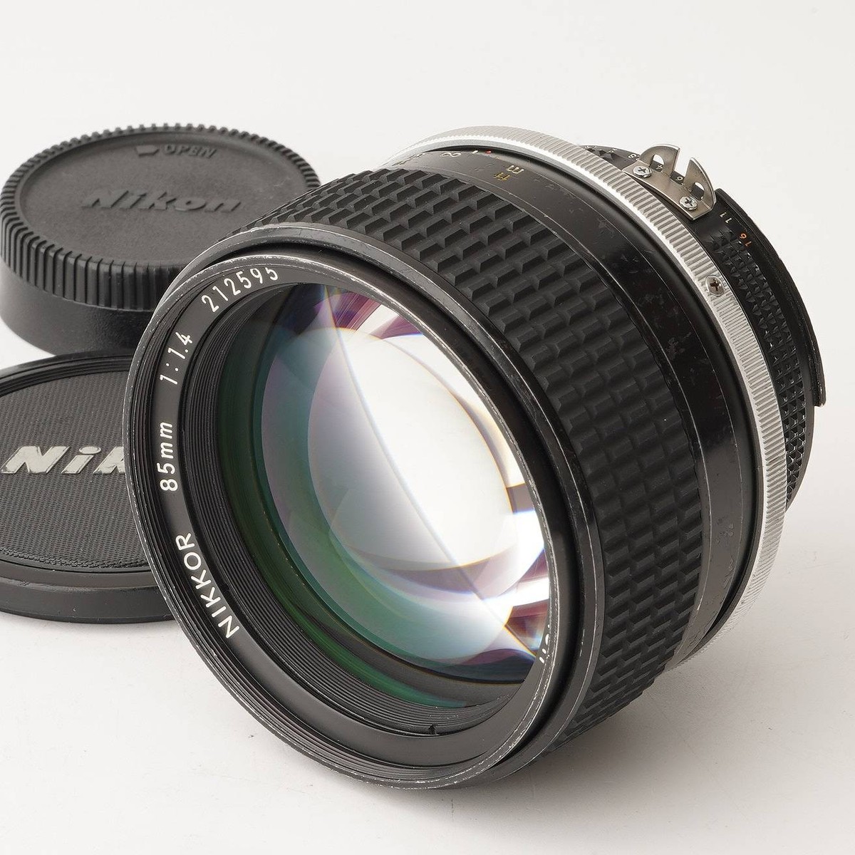 Nikon Ai-s NIKKOR 85mm f/1.4 | eBay