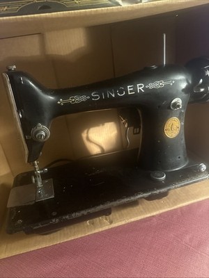 Vintage Singer Sewing Machine AD027036model 101 Md In 1930 Modified
