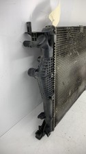 Radiateur Opel VIVARO