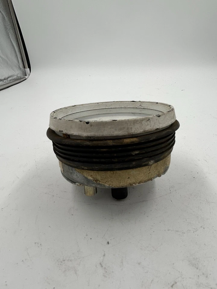 Датчик температуры и давления масла подлинный Porsche 911 930 91164110305 1984-1988 - Изображение 2 из 4