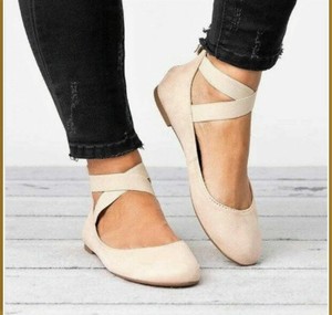 beige loafers womens