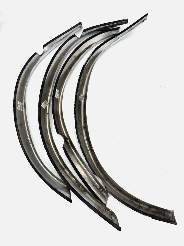 Mercedes Benz 450Se 1976 juego de molduras guardabarros delantero trasero izquierdo derecho 4 piezas Foto 2 de 4