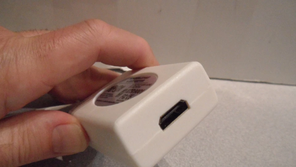 Tripp Lite P137-06N-HDMI Keyspan Mini DisplayPort To HDMI Adapter P137-06N-HDMI - Image 2 of 4