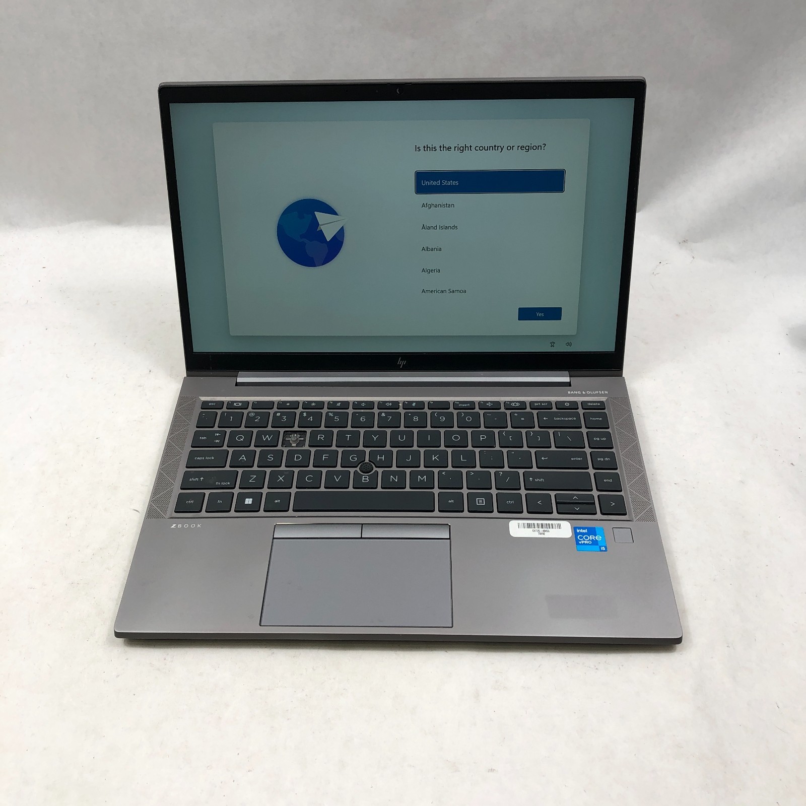 HP ZBook Firefly 14 G8 i5-1145G7 16GB RAM 512GB SSD Win 11 No CoA Missing Key