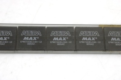 Menge 9 Altera Max EPM7160ELC84-12 Cpld ICS 160 Macrocells 84-PLCC 12ns Neu NOS