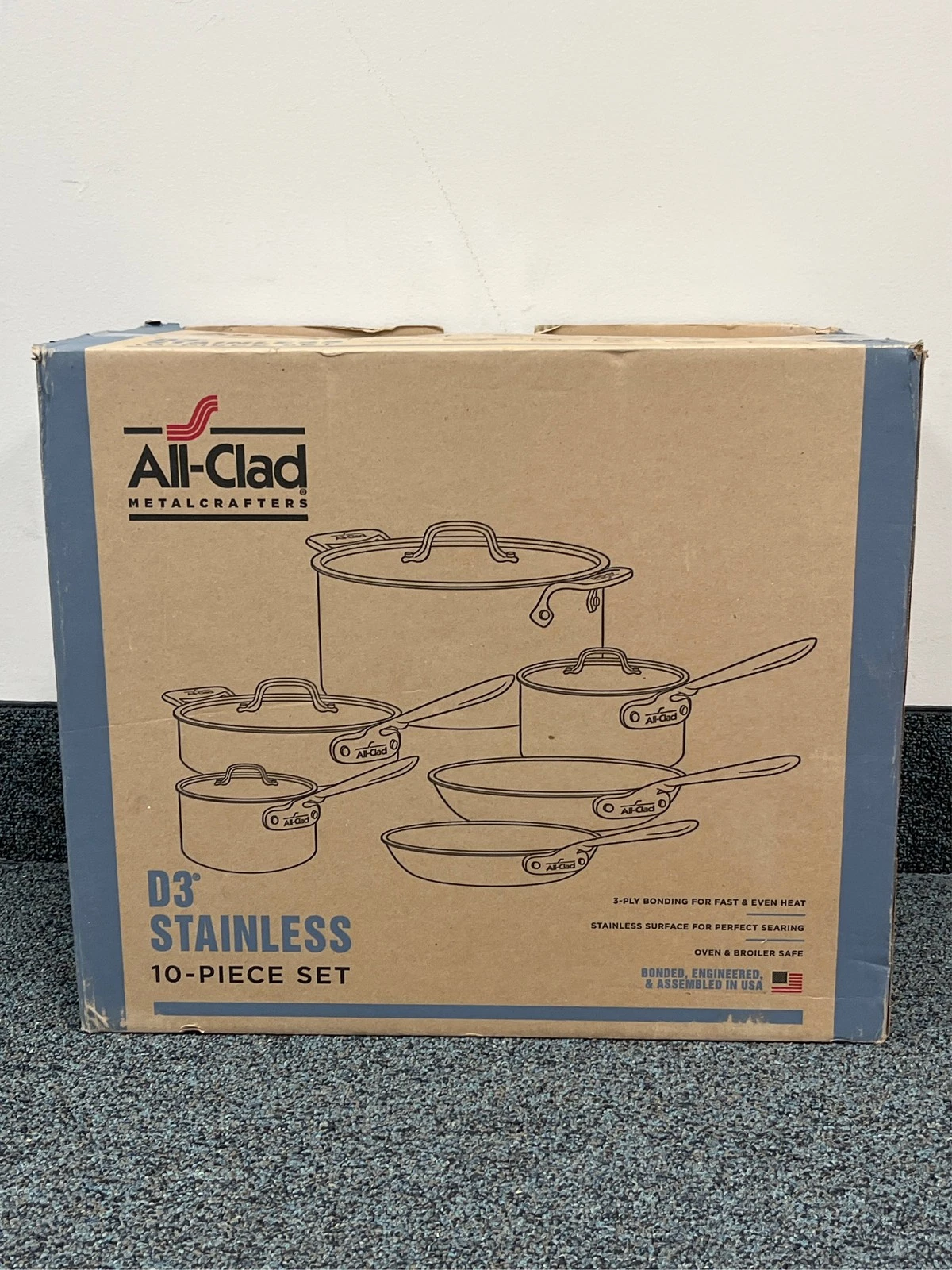 All-Clad D3 Stainless 3-ply Bonded Cookware Set, 10 piece Set 1
Opens in a new window or tab