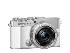 OLYMPUS PEN E P7 14 42mm EZ Lens Kit White
