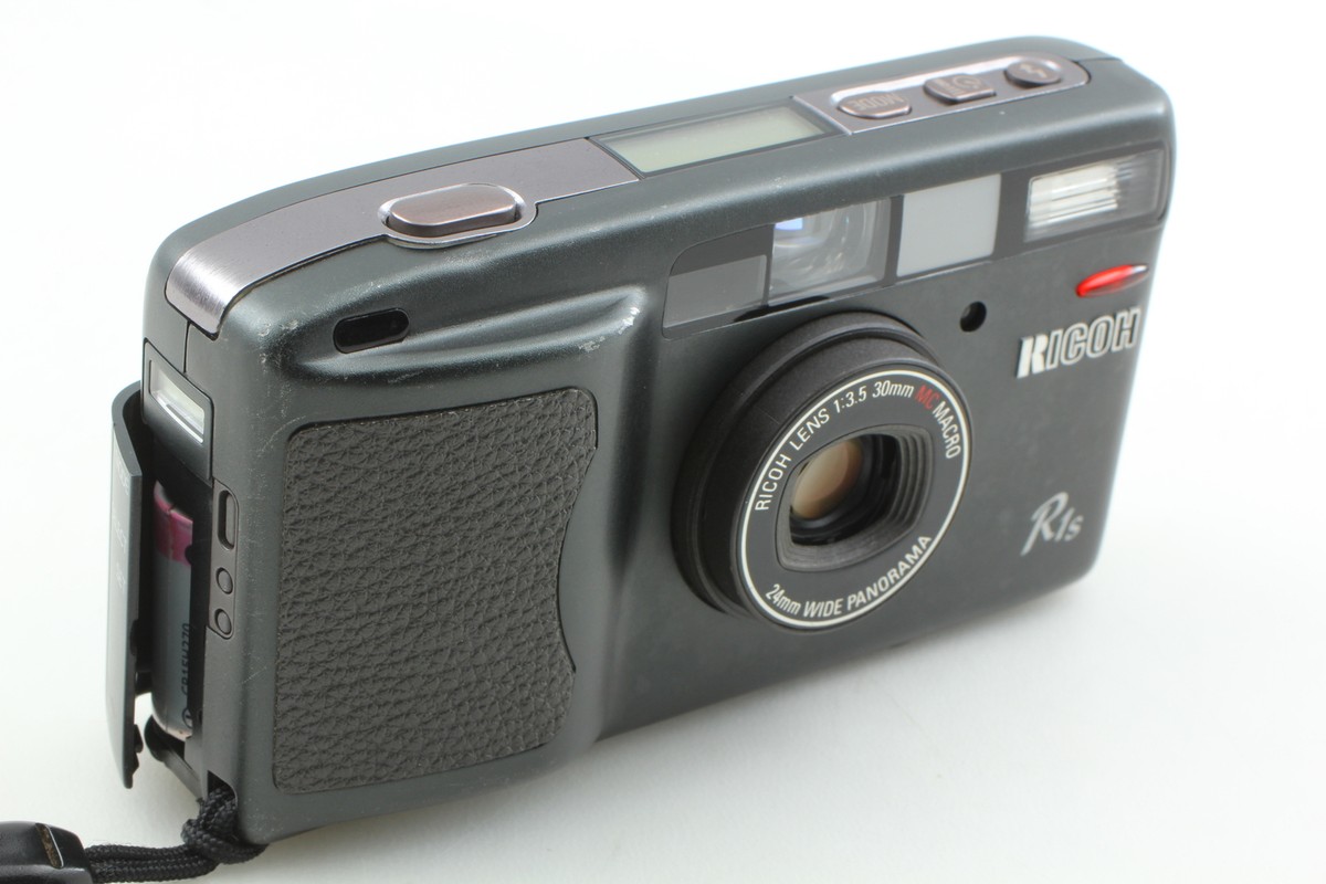 リコー　RICOH R1s 30mm F3.5 RICOH R1S フィルムカメラ リコー 30mm F3.5 ストラップ付