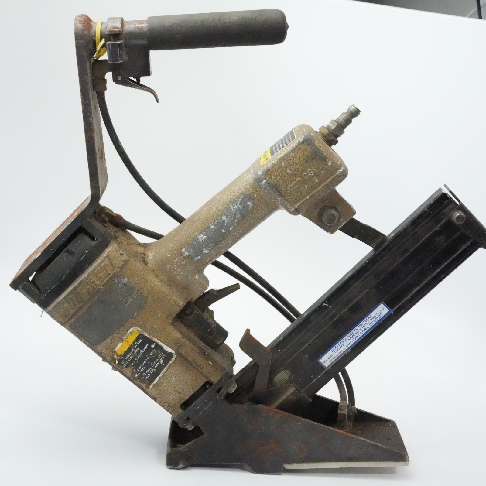 Duo-Fast MS-7664A Heavy Duty Pneumatic Stapler Nialer Staple Nail Gun