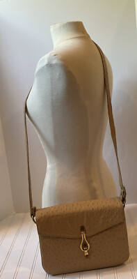 Elegant Tan Pebble Leather Shoulder Bag by Lederer De Paris  display picture 3