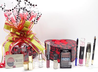 L'Oréal 10-teiliges Make Up Collection Geschenkset Geschenkkorb