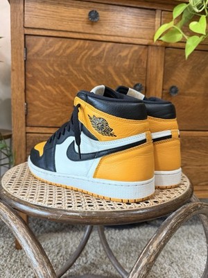 Nike Air Jordan 1 Retro High OG Yellow Toe High Top Lace-Up Sneakers Black/White