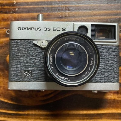 Olympus 35 EC2 Filmkamera E.ZUIKO 42mm f/2.8 gebraucht, geringe Gebrauchsspuren