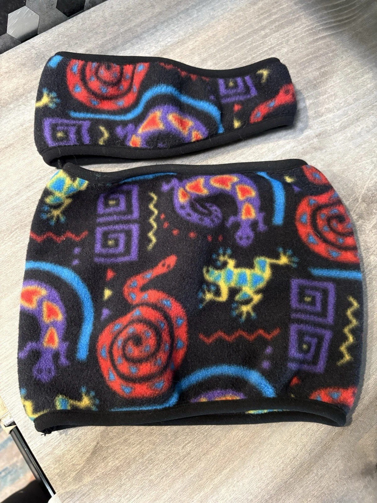 L.L.kids By L.L. Bean Headband Ear Warmer Neck Warmer Set Fleece Ski Kids SM/Med
Opens in a new wind