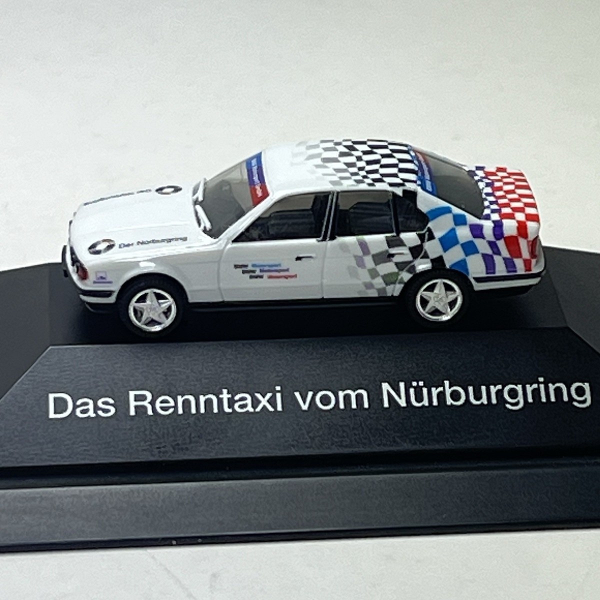 Herpa 1/87 HO BMW 535i (E34 series) 