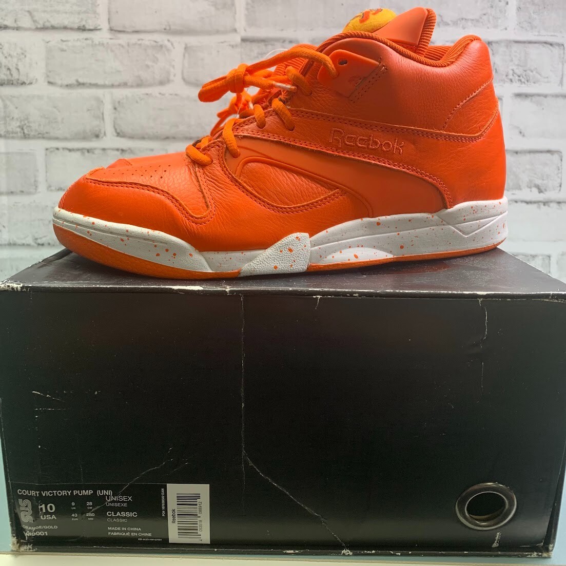 2011 Sneakernstuff Reebok SNS Court Victory Pump Orange Gold Men's Size 10