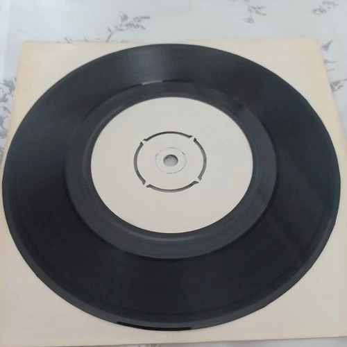 Iron Maiden 1982 White Label Test Pressing Run To The Hills EMI 5263 UK Promo 7"