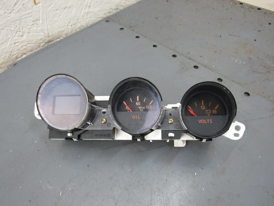 Nissan 350Z Center Gauges Volts Oil Pressure Auxiliary Gauges 2003-2006 OEM - Image 3 of 4