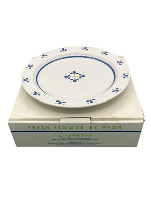 Set of 4 Fresh Flower by Avon 8 1/4'' Salad Sandwich Plates New in Box 1987 Japan
