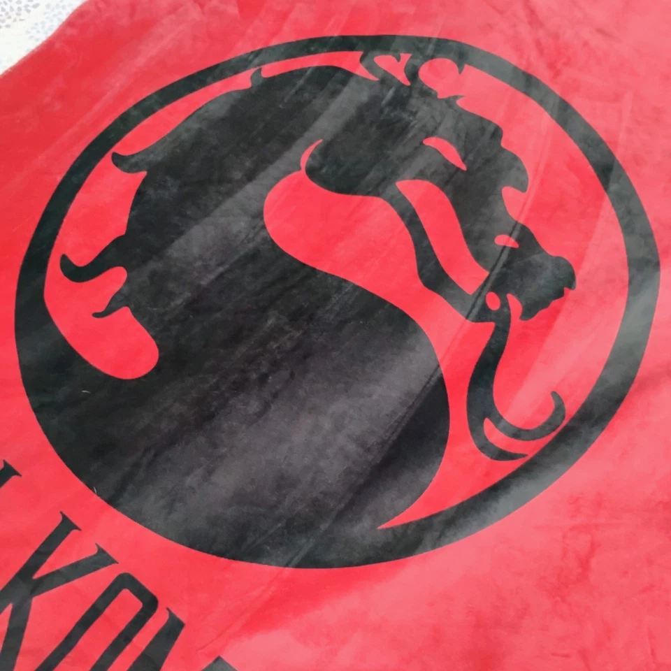 Manta Sherpa Logo Mortal Kombat 48 pulgadas x 60 pulgadas Dragón Rojo Oscuro Videojuego Suave Foto 3 de 4