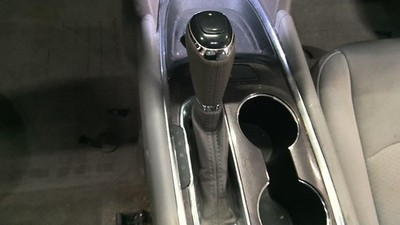 Used Automatic Transmission Shift Lever Assembly fits: 2018 Chevrolet Malibu  Gr