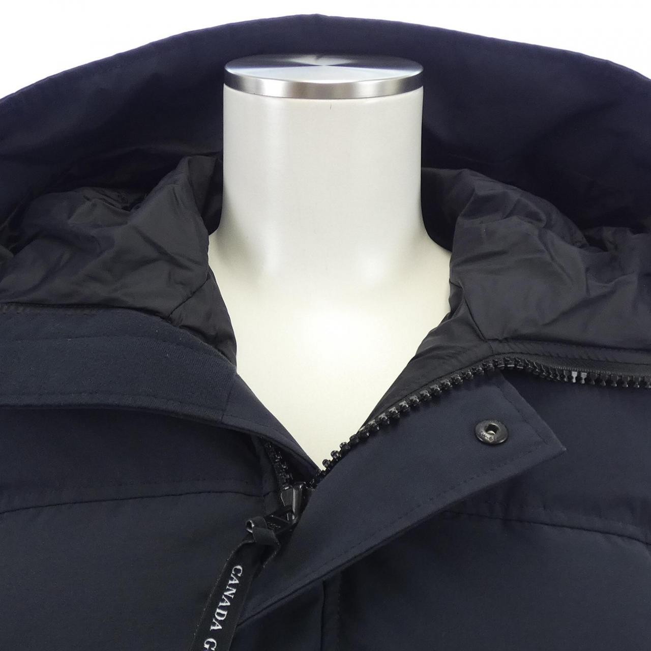 Authentic Canada Goose CANADA GOOSE 3804MA MACMILLAN MacMillan Down Jacket #... thumbnail 5