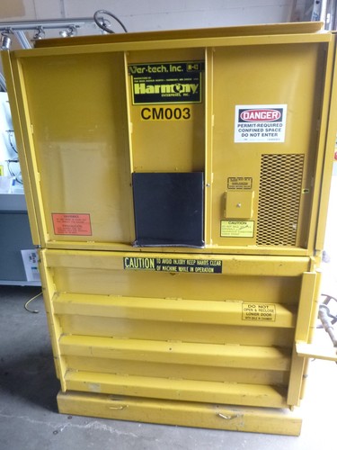 HARMONY VERTICAL BALER