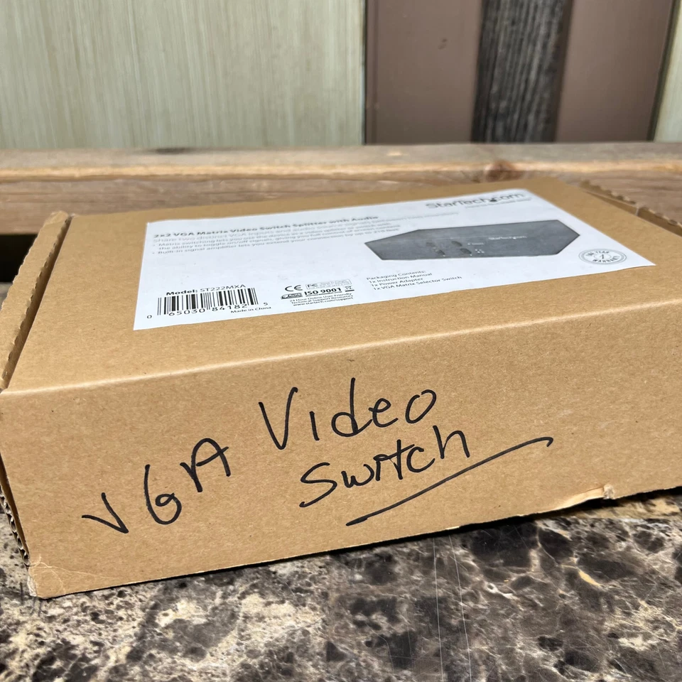 StarTech 2x2 VGA Matrix Video Switch Splitter W/ Audio ST222MXA - Image 2 of 4