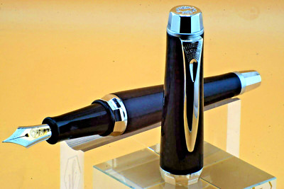 Platinum 90th Anniversary Limited Edition 25G Carbon Graphite 18k Fountain Pen