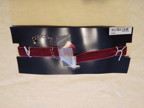 Brand New Pure Expressions Hypo-Allergenic Adjustable Red Velvet Heart Choker - 第 2/2 張圖片